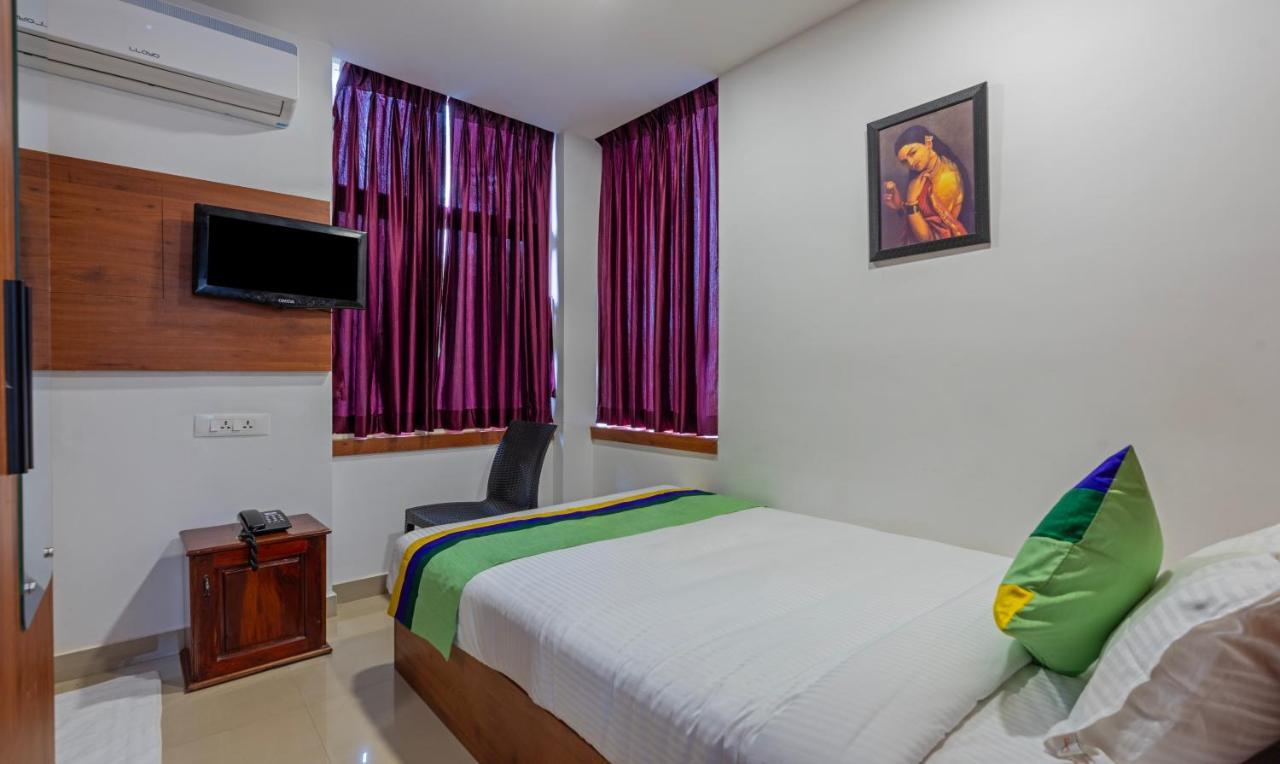 Hotel Treebo Jp Residency Thiruvananthapuram Exterior foto